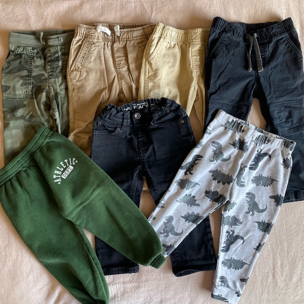 Boy Pant Bottom Bundle. Lot of 7 Pants Size 2T. Carters. Children’s Place.